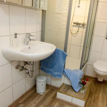 公寓 韦伯公寓 *